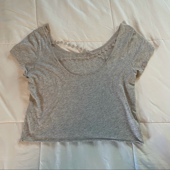 Hollister Gray Crop Top - Picture 4 of 6